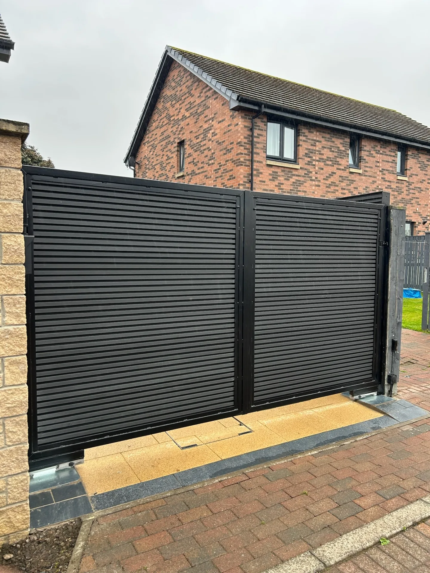 Wrought iron electric gates manufactured and installed in Scotland by KLR Design Limited